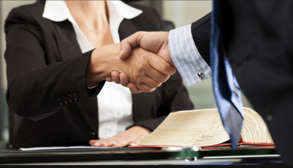 Senior Legal Counsel (Service Company)